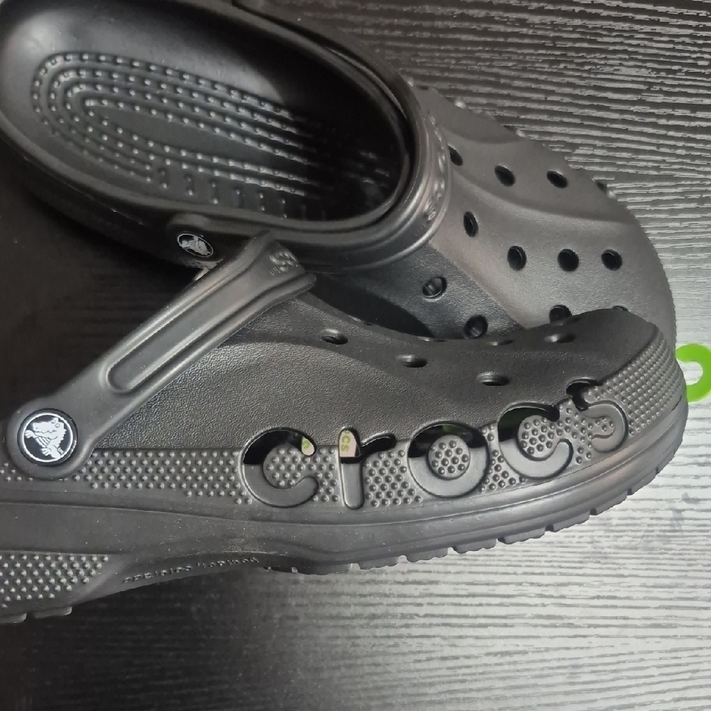 CROCS MEN Black Sandals - Picture 3 of 4